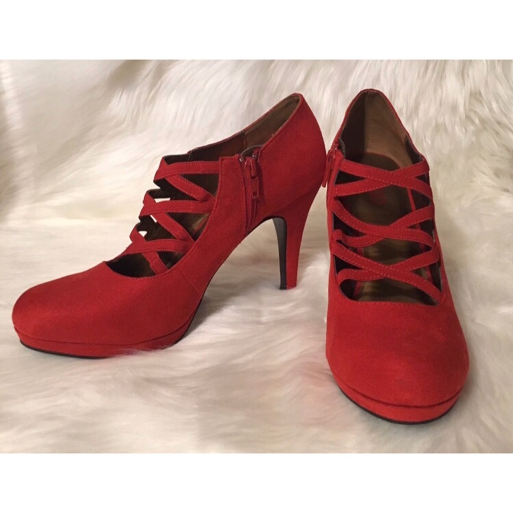 BONGO Sexy Criss Cross Red High Heels